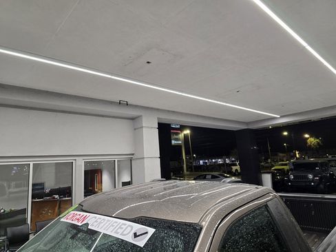 Used 2022 Ford F150 XLT w/ Trailer Tow Package image 12