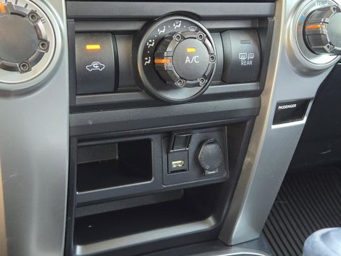 Used 2020 Toyota 4Runner SR5 RWD image 27