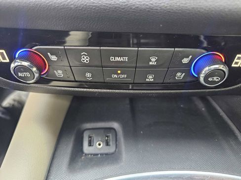 Used 2018 Buick Enclave Premium w/ Trailering Package image 24