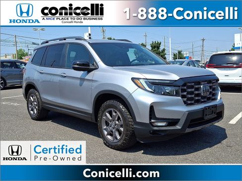 Used 2024 Honda Passport TrailSport image 1