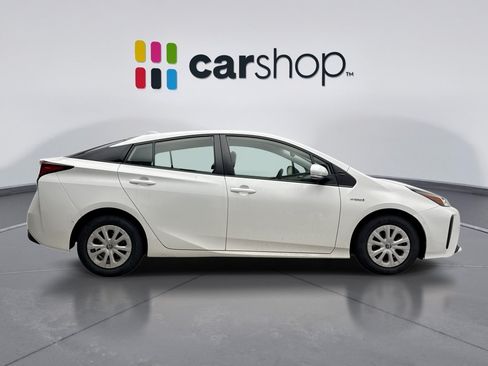 Used 2021 Toyota Prius LE FWD image 6