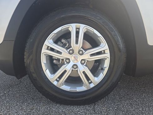 Used 2019 GMC Terrain SLE w/ Driver Convenience Package image 25