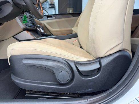 Used 2017 Hyundai Sonata SE FWD image 42