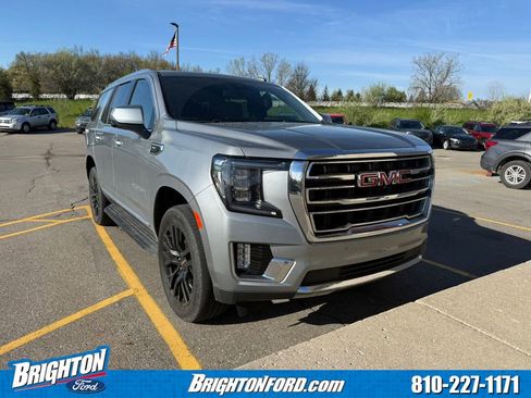 Used 2023 GMC Yukon SLT w/ SLT Premium Package AWD/4WD image 1