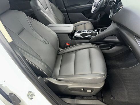 Certified 2023 Buick Envision Essence image 33