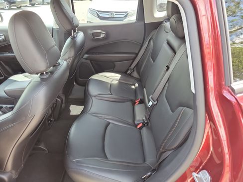 Used 2021 Jeep Compass Limited AWD/4WD image 15