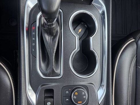 Used 2023 Chevrolet Traverse Premier w/ Redline Edition image 17
