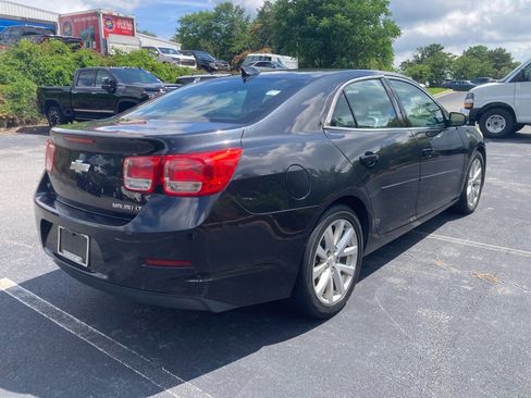 Used 2015 Chevrolet Malibu LT FWD image 4