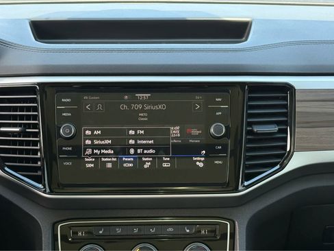 Used 2023 Volkswagen Atlas SEL image 29