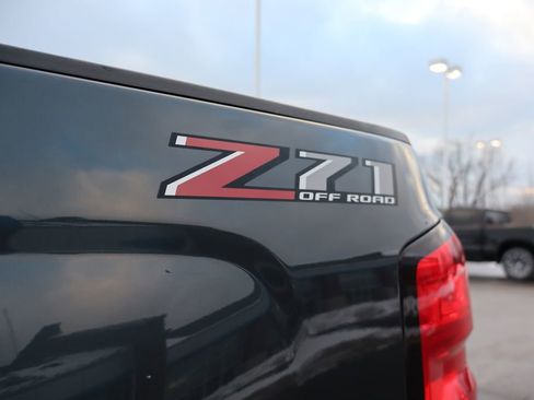 Used 2019 Chevrolet Silverado 1500 LT w/ All Star Edition image 31