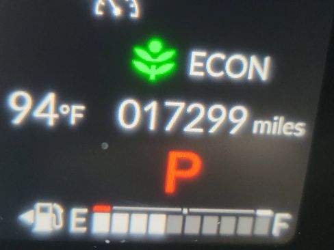 Used 2024 Honda Pilot EX-L image 27