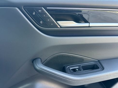 Certified 2025 Porsche Macan Electric RWD image 19