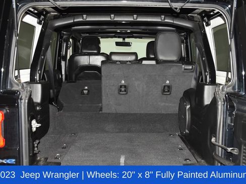 Used 2023 Jeep Wrangler Unlimited Sahara w/ Cold Weather Group AWD/4WD image 32