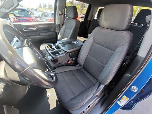 Used 2022 Chevrolet Silverado 1500 RST AWD/4WD image 18