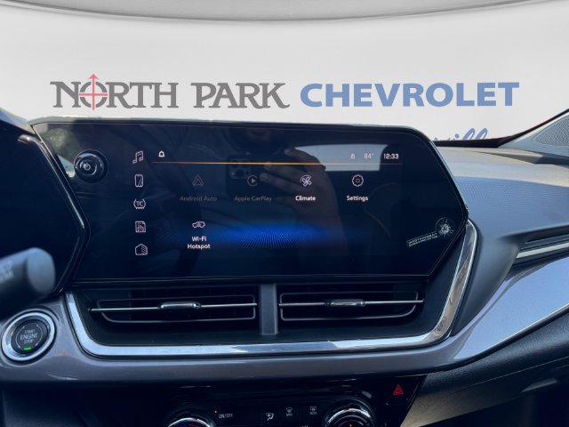 Used 2026 Chevrolet Trax ACTIV FWD image 15