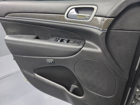 Used 2021 Jeep Grand Cherokee SRT AWD/4WD image 26