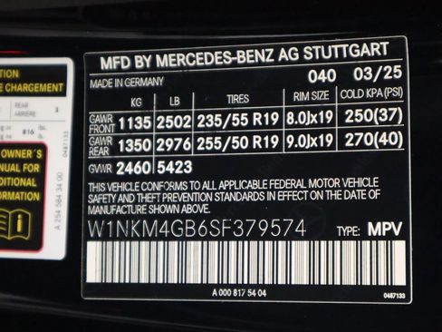 Certified 2025 Mercedes-Benz GLC 300 image 34