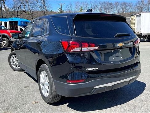 Used 2023 Chevrolet Equinox LT AWD/4WD image 6