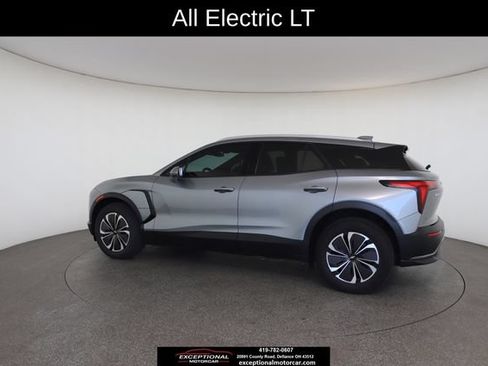 Used 2024 Chevrolet Blazer EV LT AWD/4WD image 9