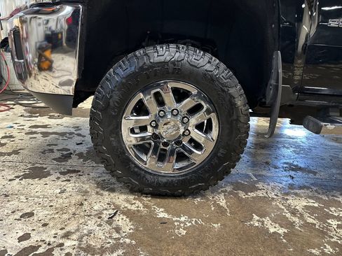 Used 2018 Chevrolet Silverado 2500 LTZ w/ Duramax Plus Package AWD/4WD image 11