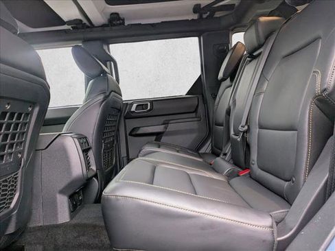 New 2025 Ford Bronco Badlands image 16