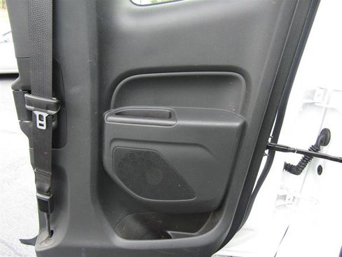 Used 2022 Chevrolet Colorado LT w/ Fleet Safety Package image 32