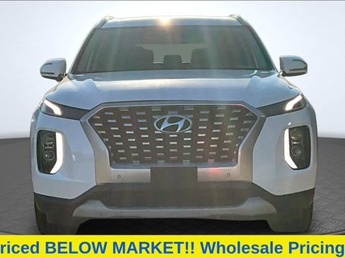 Used 2022 Hyundai Palisade SEL w/ 8P Bench Seat Package FWD image 2