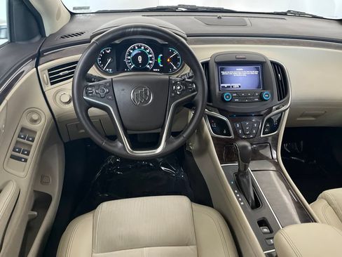 Used 2015 Buick LaCrosse FWD image 32