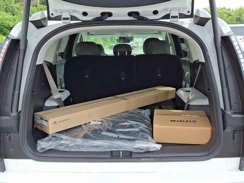 New 2026 Hyundai Ioniq 9 SEL image 20