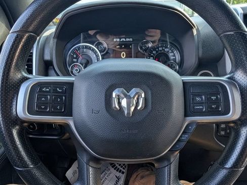 Used 2022 RAM 2500 Big Horn AWD/4WD image 20