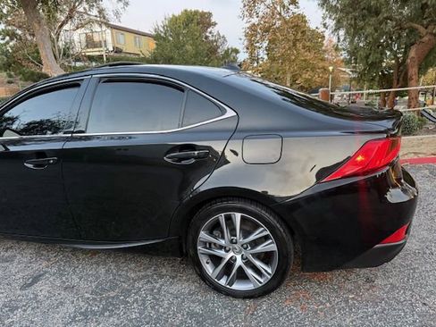 Used 2018 Lexus IS 300 w/ Accessory Package image 32