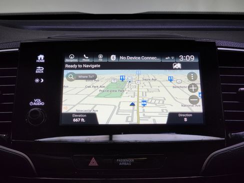 Used 2019 Honda Pilot Touring image 28