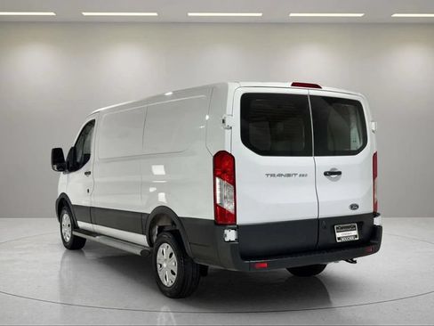 Used 2025 Ford Transit 250 Low Roof w/ Exterior Upgrade Package RWD image 4