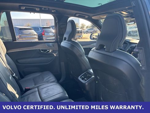 Certified 2024 Volvo XC90 B6 Ultimate w/ Lounge Package image 12