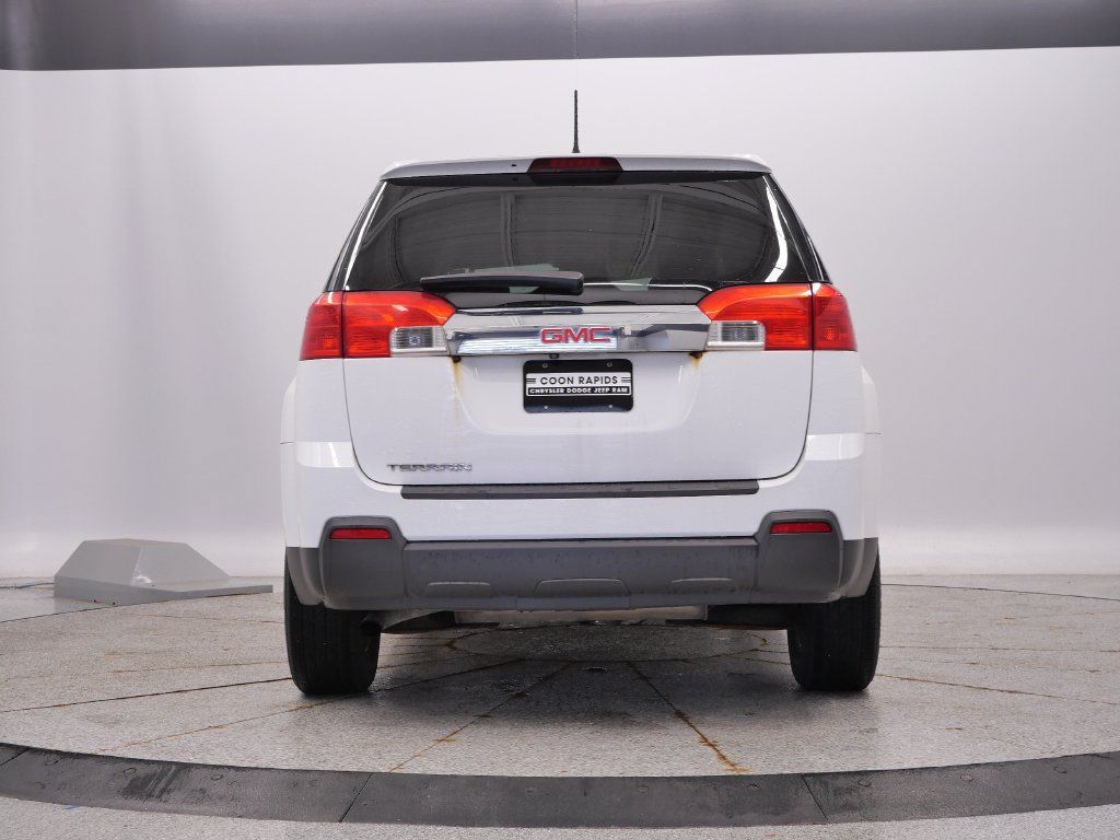 Used 2014 GMC Terrain SLE FWD image 4
