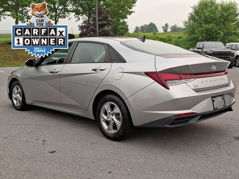 Used 2021 Hyundai Elantra SE FWD image 7