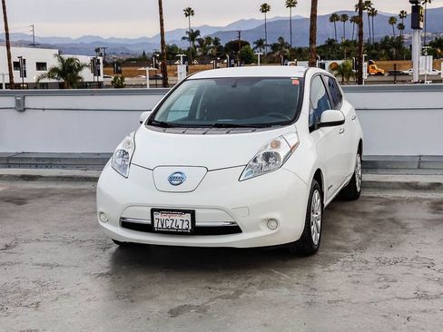 Used 2016 Nissan Leaf S w/ Charger Package FWD image 4
