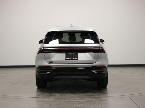 Used 2026 Lincoln Nautilus Premier w/ Equipment Group 102A AWD/4WD image 7
