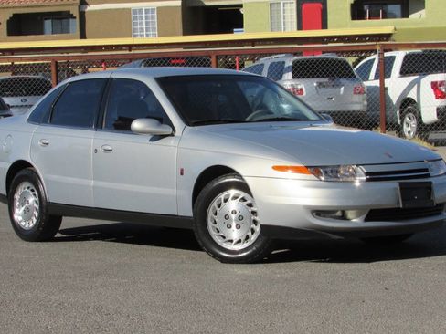 Used 2000 Saturn L-Series LS2 image 9
