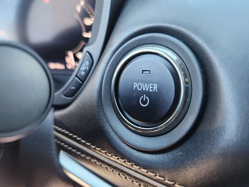 Certified 2025 MAZDA CX-70 Plug-In Hybrid w/ Premium Plus AWD/4WD image 27