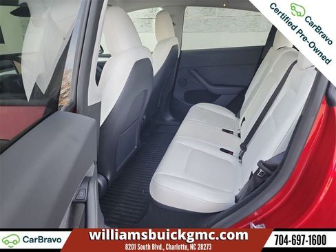 Used 2024 Tesla Model Y Performance image 23