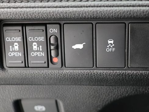 Used 2025 Honda Odyssey Sport-L image 27