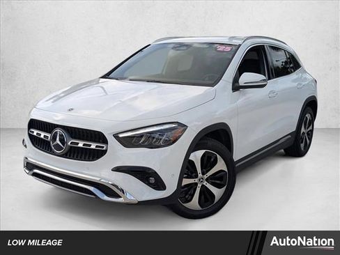 Used 2025 Mercedes-Benz GLA 250 image 1