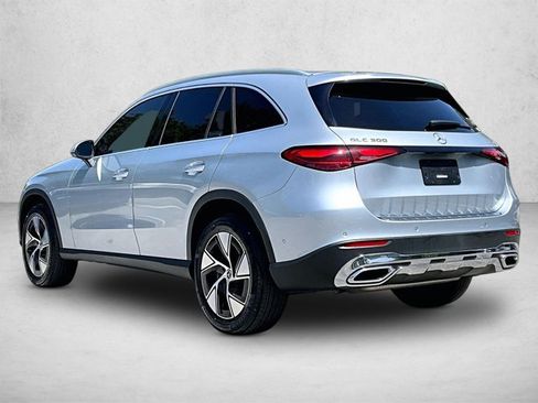 Used 2023 Mercedes-Benz GLC 300 4MATIC image 13