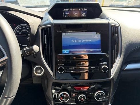 Used 2020 Subaru Forester Premium AWD/4WD image 15