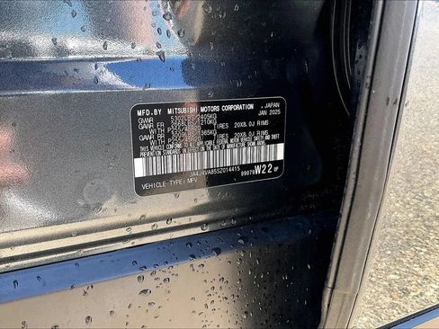 Used 2025 Mitsubishi Outlander SE AWD/4WD image 25