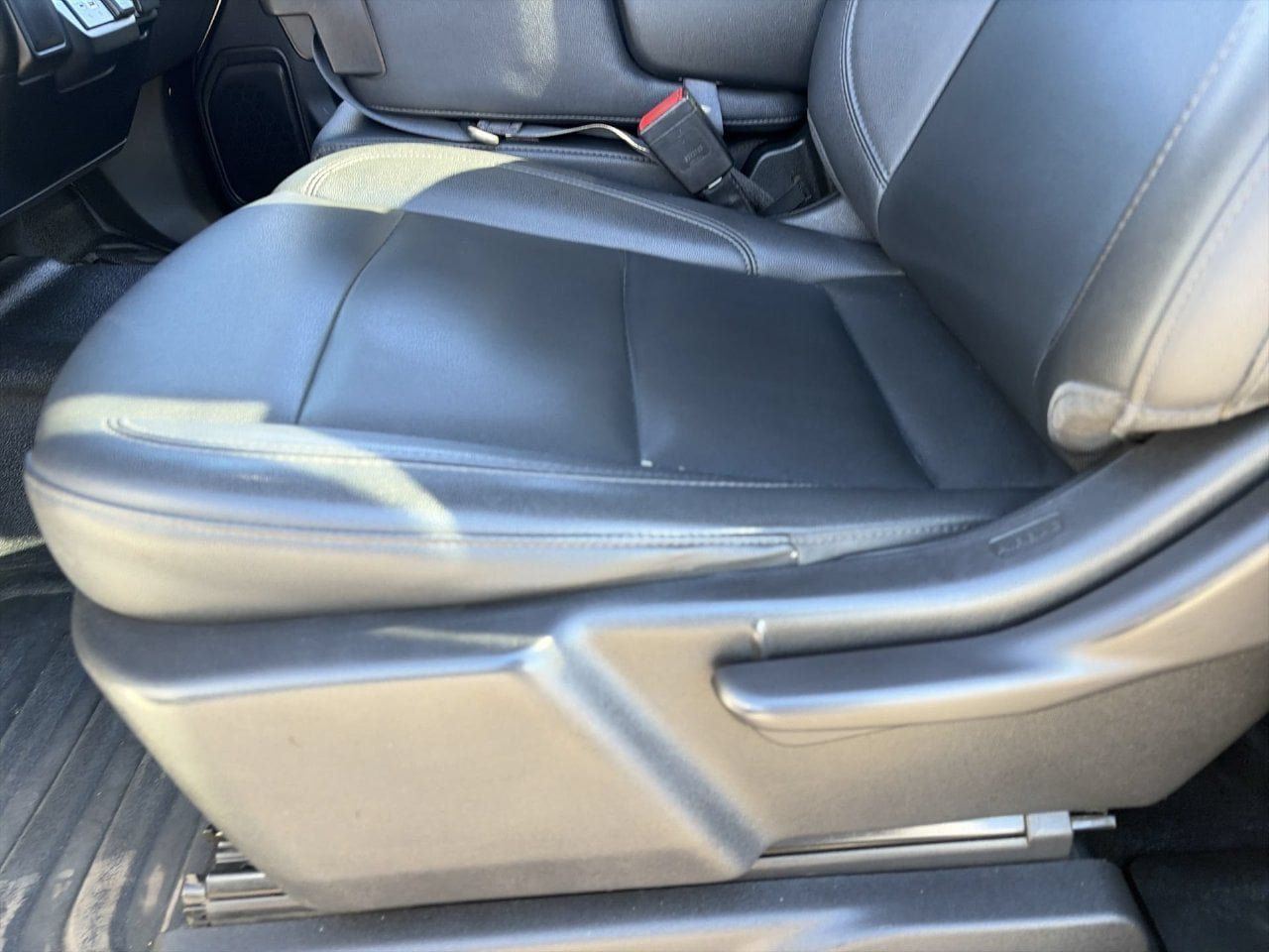 Used 2022 Chevrolet Silverado 1500 W/T w/ WT Value Package AWD/4WD image 17