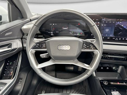 Used 2025 Audi Q6 e-tron Premium Plus w/ Premium Plus AWD/4WD image 8