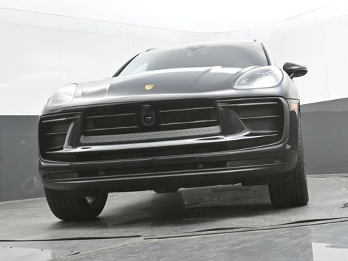 New 2026 Porsche Macan AWD/4WD image 36