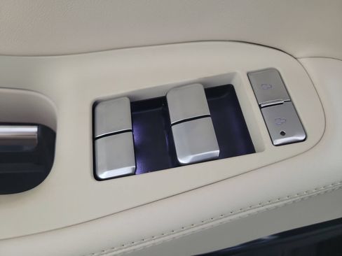 New 2027 Lincoln Navigator Premiere RWD image 21